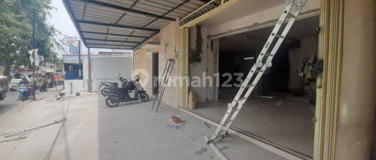 For Rent: Shop House in Marga Mulya near Summarecon Bekasi 1