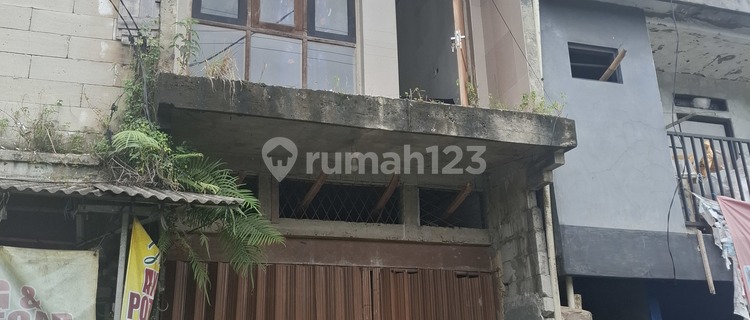 3-Storey Shop House with Pharmacy Permit in Cijeruk 1