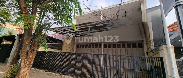 Nice and Spacious Ruko with Strategic Location in Tegal 1