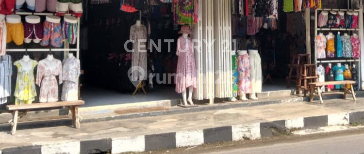 Rarely Are There Shops in the Middle of Pangandaran Tourist Attractions 1