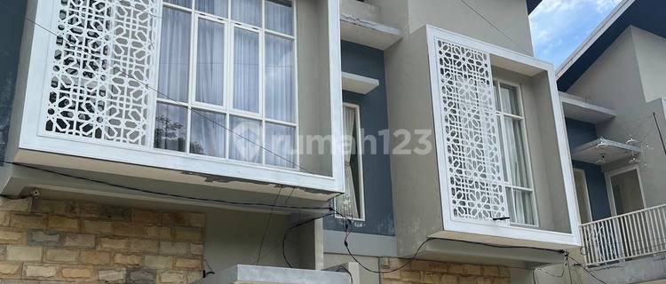 Exclusive Boarding House in Central Batu City Area 1