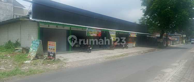 For Rent Spacious & Strategic Shop House in Wedomartani, Ngemplak, Sleman Rapidly Developing Area Sleman 1