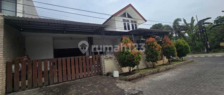 Rumah Siap Huni Nyaman dan Luas di Semarang Puri Anjasmoro 1