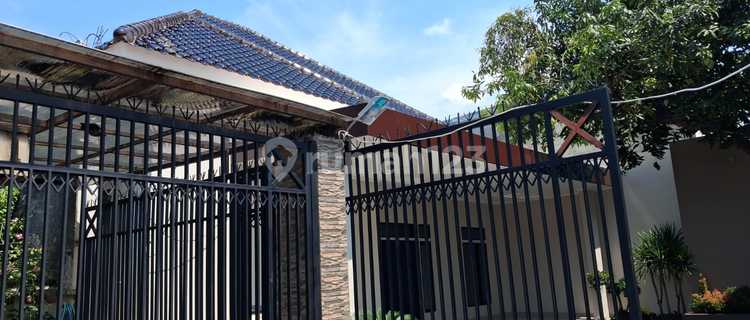 Rumah Mewah Nyaman Tengah Kota Siap Huni 1