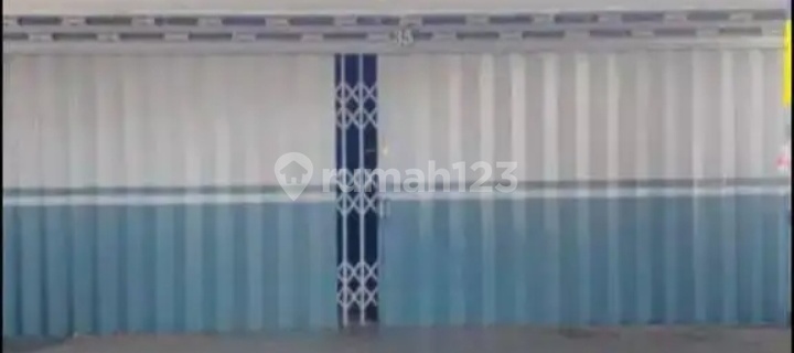 For Quick Sale Shop House on Jl Brigjen Slamet Riyadi, Lumajang, East Java 1