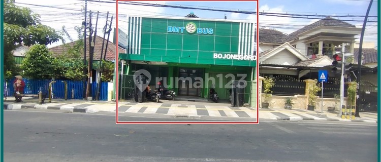 For sale: Shophouse in Bojonegoro City 1
