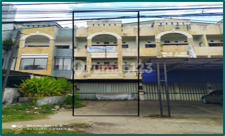 Shop house in Banjarmasin 1