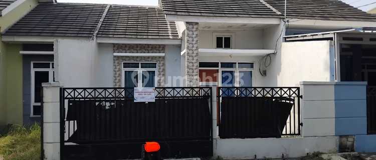 Strategic Shop House for Sale, Ready to Occupy in Tasikmalaya 1