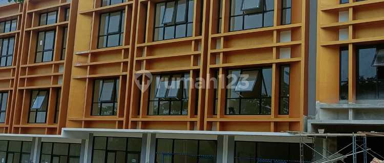 2 Shop Houses for Rent, Suitable for Office and Minimarket 1