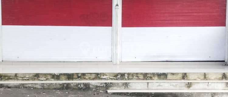 Shop House, 3 Floors, on Jl. Raya Puncak, Megamendung 1