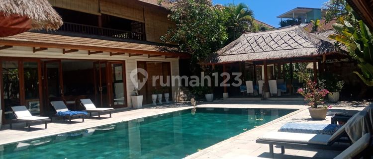 Best Location! Best Rental Potential! Premium One Gate System Villa At Seminyak Close To The Beach 1
