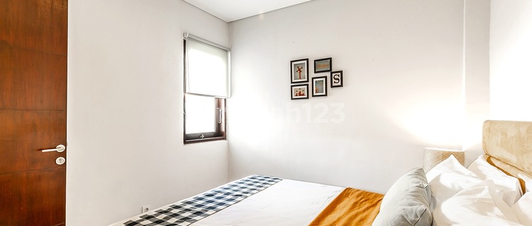 One gate system house 1