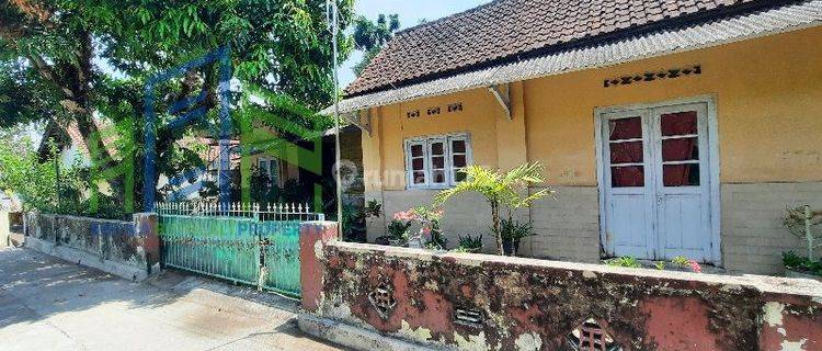 Dijual tanah dan bangunan dekat simpang siaga Boyolali Kota 1