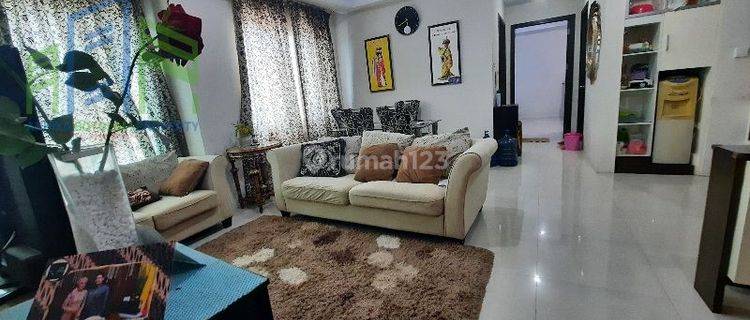 Dijual Apartemen Solo Paragon full furnished 1