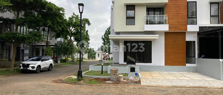3-Bedroom Hook House, Kedaton Terrace, BSB City, Mijen, Semarang 1