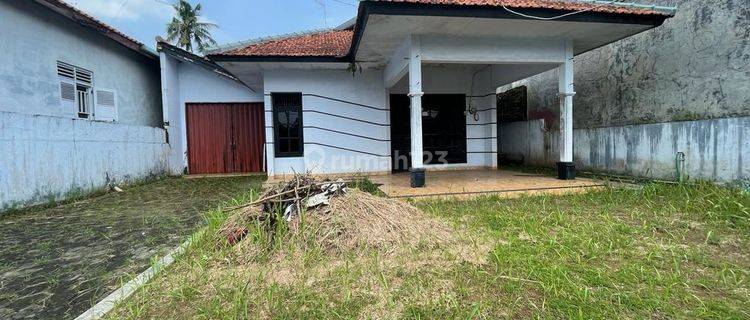 Rumah Halaman Depan Luas Di Tepi Jalan Batang Dieng, Kab Batang 1