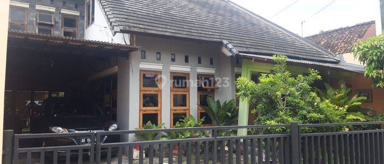 Rumah Bagus Suasana Asri Dekat Kampus Ugm Magelang Mlati Sleman 1