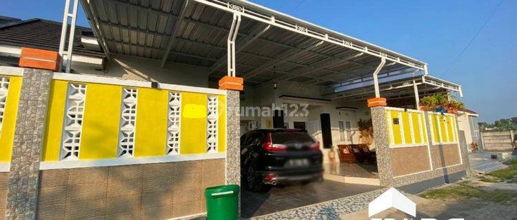 Rumah Interior Unik Siap Huni Perum Griya Satria Dampyak Kramat 1