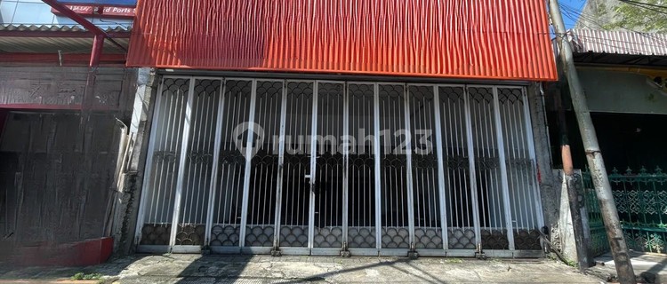 Rent a Strategic Ready-to-Use Shop, Flood-Free Location in Thamrin, Semarang 1