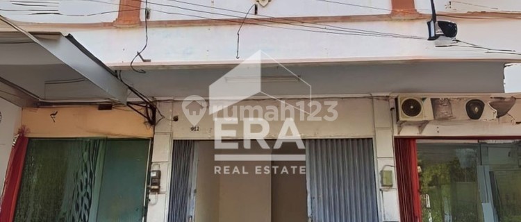 2-Storey Shop House Suitable for All Businesses in the Center of Puwodadi City 1