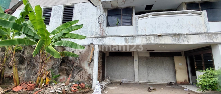 Jual Rumah Hitung Tanah Lokasi Strategis Area Bisnis di Jl Barito Semarang Timur 1