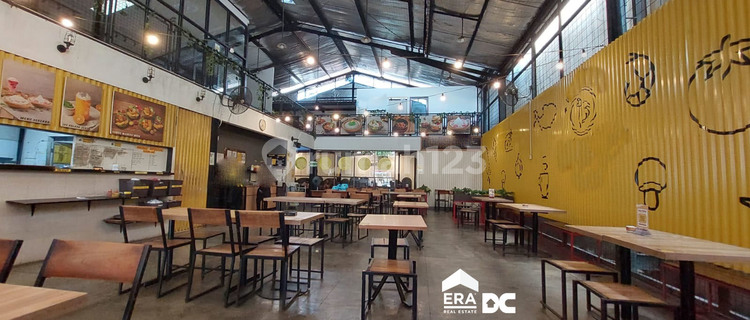 Ruang Usaha Cocok Untuk Resto Dekat Simpang Lima D I Panjaitan 1