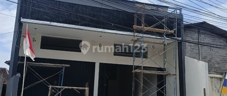 Business Space Suitable for Warehouse on the Roadside Near Akpol Papandayan Gajah Mungkur 1