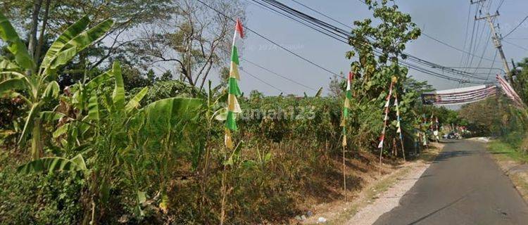 Tanah SHM Luas 3000 m2 Hook Pinggir Jalan Untung Suropati 1