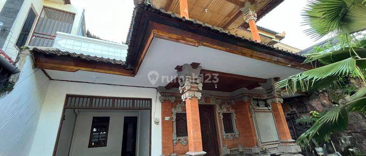 Rumah di sewakan di gatsu denpasar 1