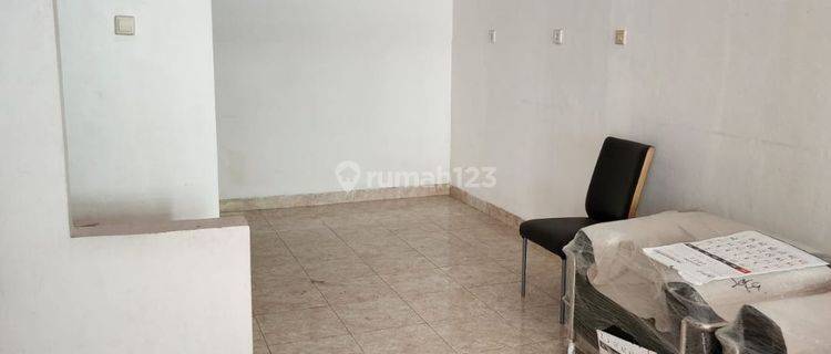 Hot property harga terjun bebas rumah 2 lt di Daan Mogot Baru, Kalideres - Jakarta Barat 1