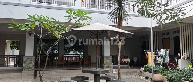 Elite Balinese Style 3-Story Rental For Sale at a Loss, Cipondoh, Tangerang 1