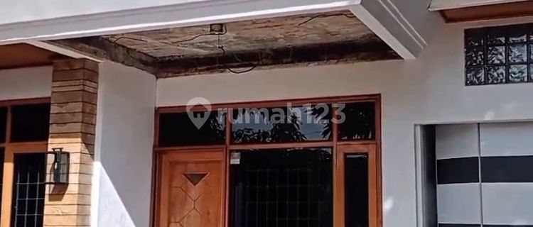 Cheapest Nice 3-Story House in Holis Regency 1