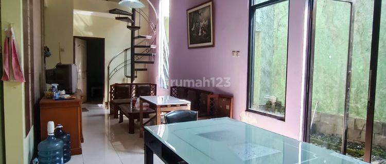 Murah Rumah Bagus 2 Lantai di Andir Bandung 1