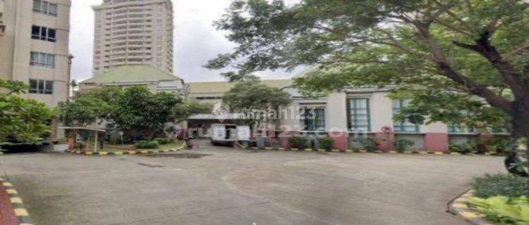 Apartement Paladian Park, Kelapa Gading. Posisi Hoek 1