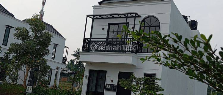 Rumah Cantik Nyaman Belakang Perumahan Legenda Wisata Cibubur 1