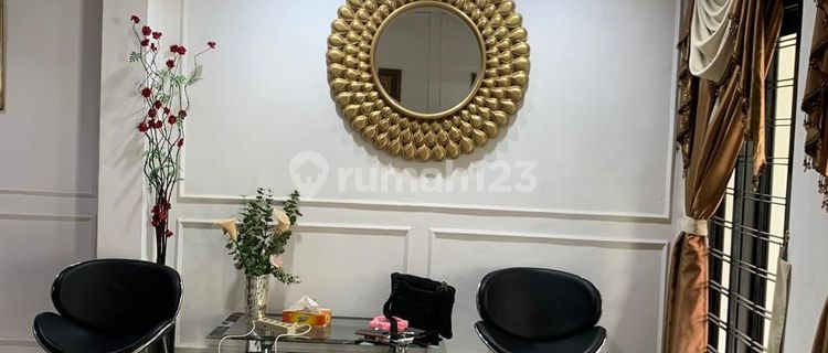 Pondok Indah Jl Alam Segar 1