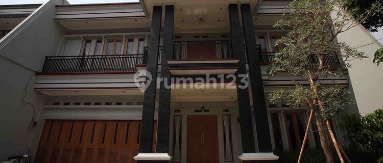 For Sale Luxury Home Ready to Occupy Well-Maintained Strategic Location Kelapa Dua Kebon Jeruk West Jakarta 1
