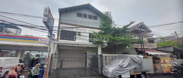 Rumah Di Jl Bekasi Timur, Cipinang Besar Utara, Jatinegara. Dkt Ke Tol Cililitan  1