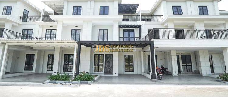 Dijual Villa Komplek Jewel Park Jalan Starban, Medan Polonia 1