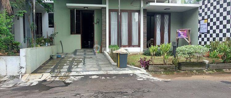 Disewa Rumah D east Residence 1