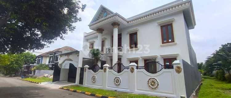 Rare 3-story ready-to-live house with swimming pool, price 6M, Puspitaloka BSD. 1