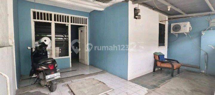 Rumah Ada Carport Dilokasi Strategis Cipete 1