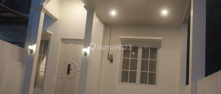 Rumah Baru Furnish Di Lokasi Strategis Ciputat  1