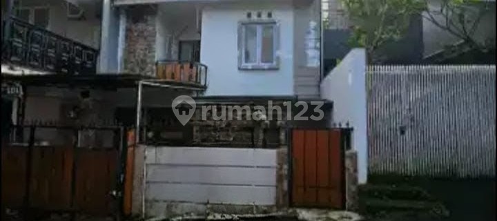 Rumah Sewaan Bagus Keren di Cirendeu 1