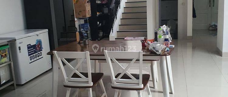 Disewakan Rumah di Gading Serpong, Luas 10x22 1