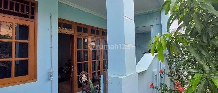 Rumah Rapih Cantik Di Komplek Pondok Cabe 1