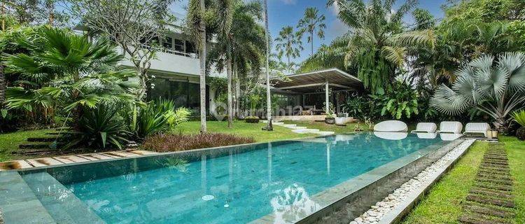 Luxury Villa on Kedungu Beach, Tabanan, Near the Beach 1