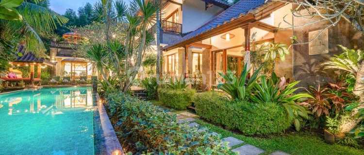 Luxury Balinese Villa In Nyanyi 4 Bedrooms 1300sqm 1