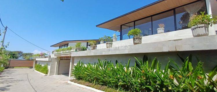 Luxury Villa 4 Bedrooms 500m² Ocean View Sunrise Sanur Denpasar 1