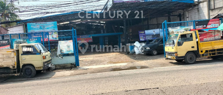 Active Building Store, Strategic Location Near Industrial Area on Main Road 1